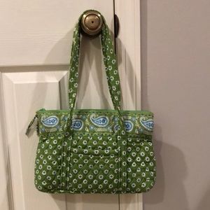 VERA BRADLEY NEW APPLE GREEN DAISY FLORAL HANDBAG